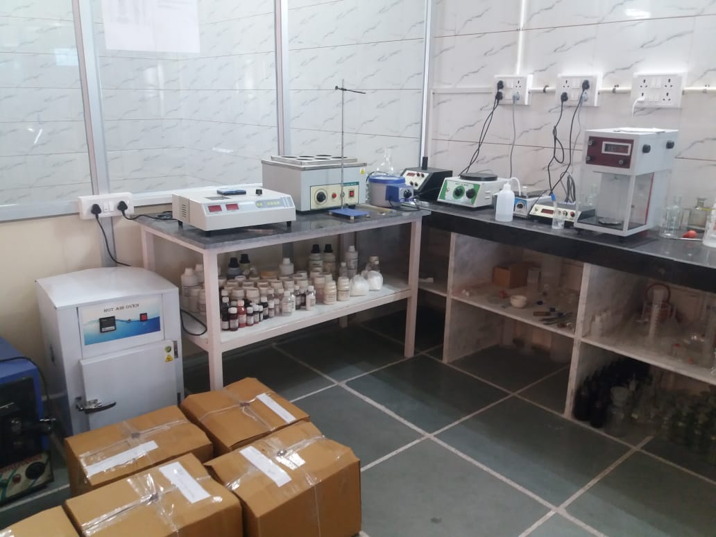 Water Plant Laboratory Setup, Laboratory Set Up, Shree Madhav Chemtech